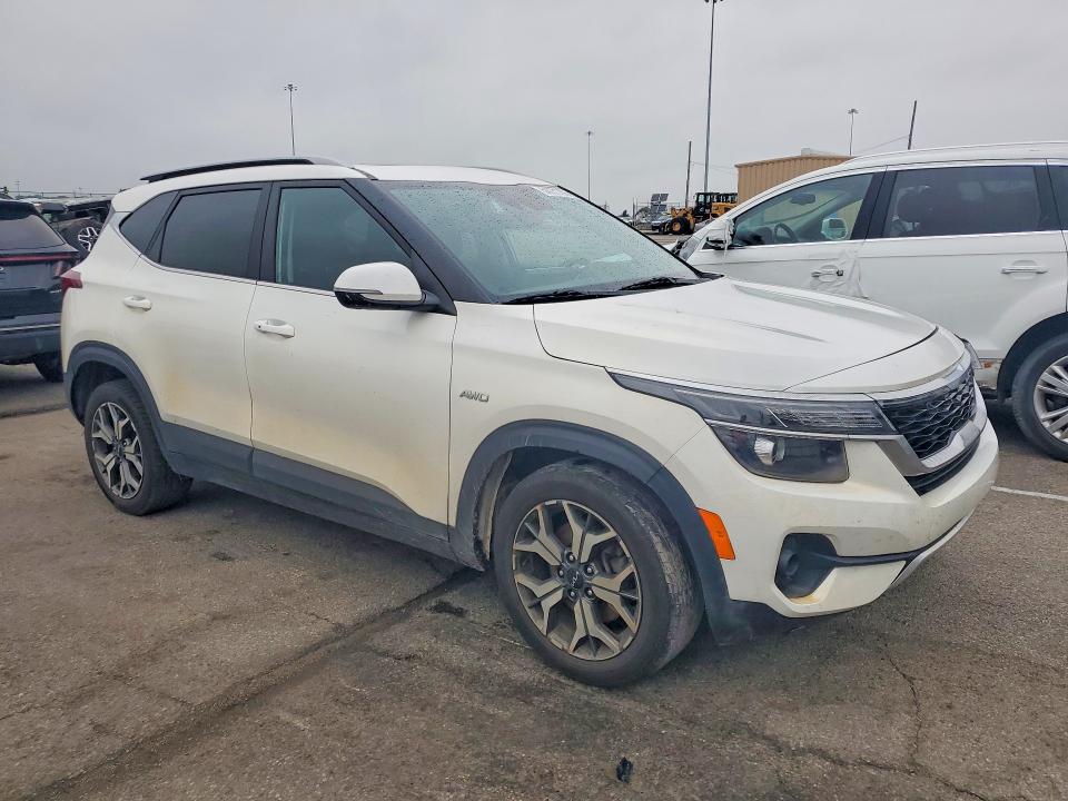 56731766 :رقم المزاد ، KNDERCAA5P7420875 vin ، 2023 Kia Seltos مزاد بيع