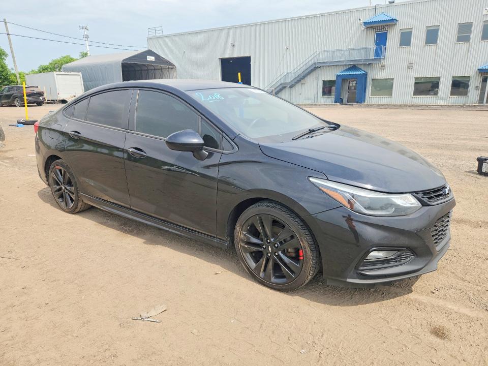 56673976 :رقم المزاد ، 1G1BE5SM7J7204688 vin ، 2018 Chevrolet Cruze مزاد بيع