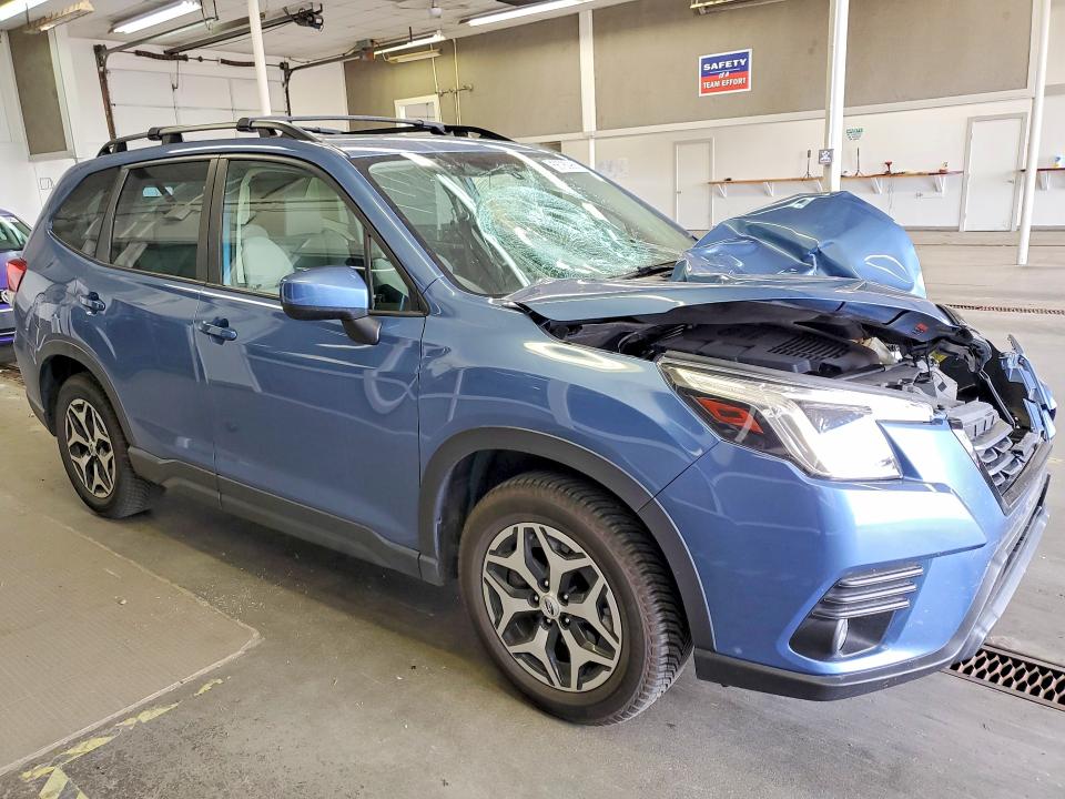 2022 Subaru Forester მანქანა იყიდება აუქციონზე, vin: JF2SKAEC3NH412726, აუქციონის ნომერი: 56780966