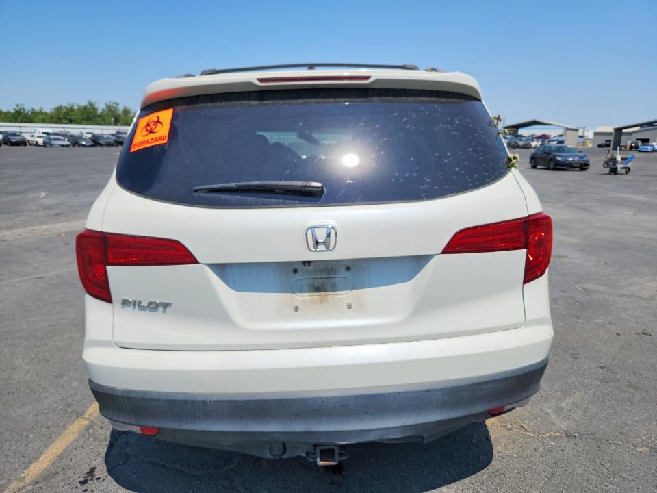 57970626 :رقم المزاد ، 5FNYF5H55JB012422 vin ، 2018 Honda Pilot مزاد بيع
