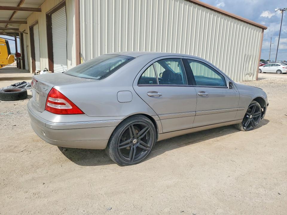 2004 Mercedes-benz C მანქანა იყიდება აუქციონზე, vin: WDBRF61J54A621460, აუქციონის ნომერი: 56150376