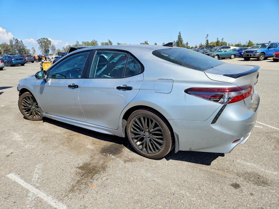 Продажа на аукционе авто 2022 Toyota Camry, vin: 4T1G11BK3NU062178, номер лота: 57832166