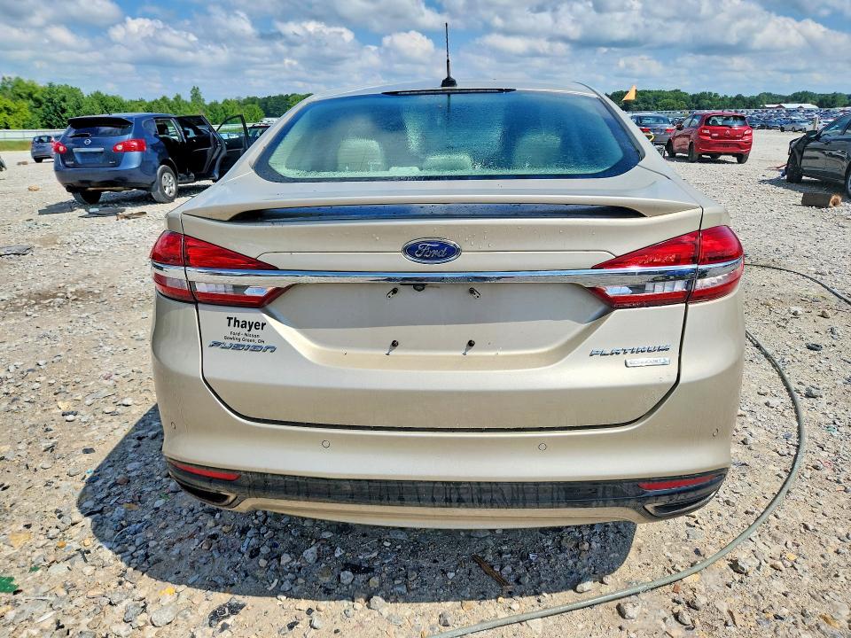 58248806 :رقم المزاد ، 3FA6P0K97HR178152 vin ، 2017 Ford Fusion مزاد بيع
