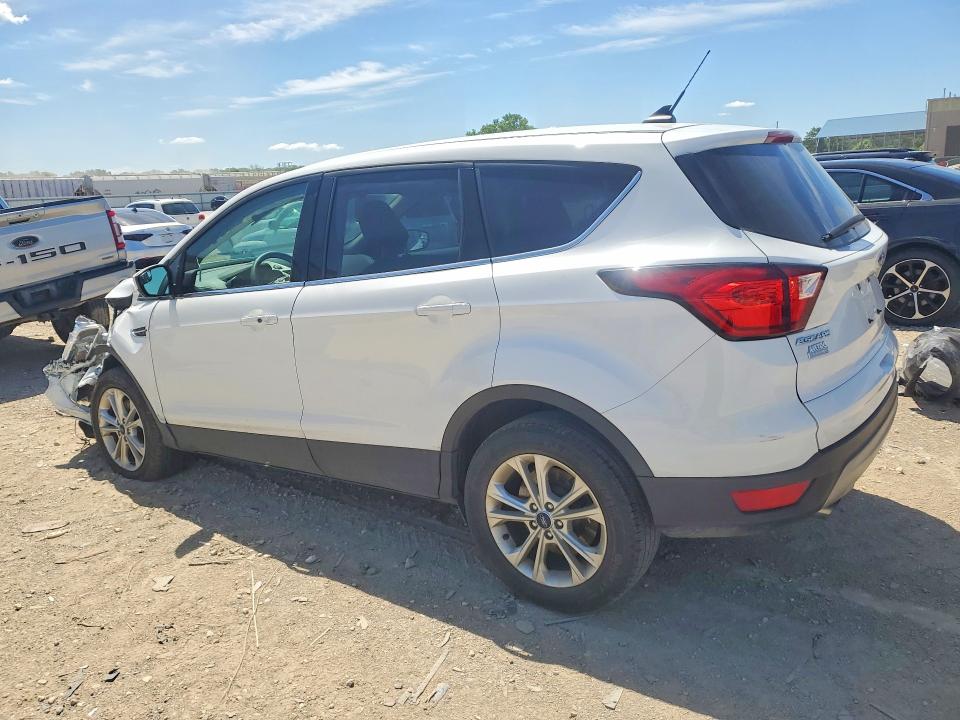 2019 Ford Escape მანქანა იყიდება აუქციონზე, vin: 1FMCU0GD4KUC26317, აუქციონის ნომერი: 57423426