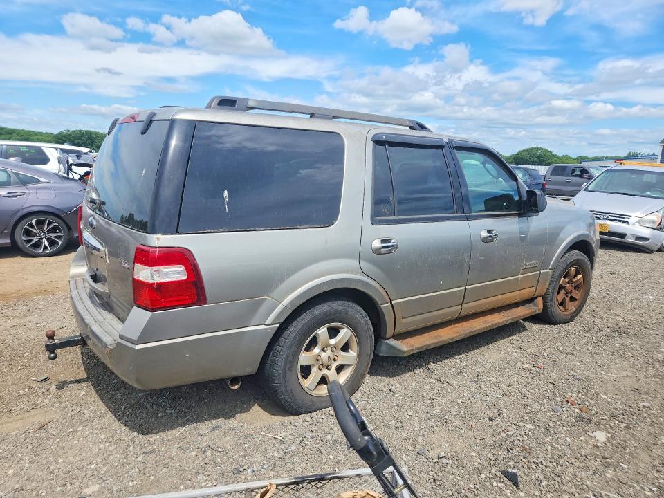 2008 Ford Expedition მანქანა იყიდება აუქციონზე, vin: 1FMFU16578LA08125, აუქციონის ნომერი: 56663396