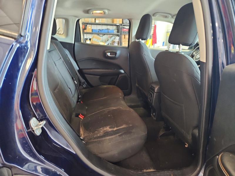 58913026 :رقم المزاد ، 3C4NJCAB9JT136930 vin ، 2018 Jeep Compass مزاد بيع