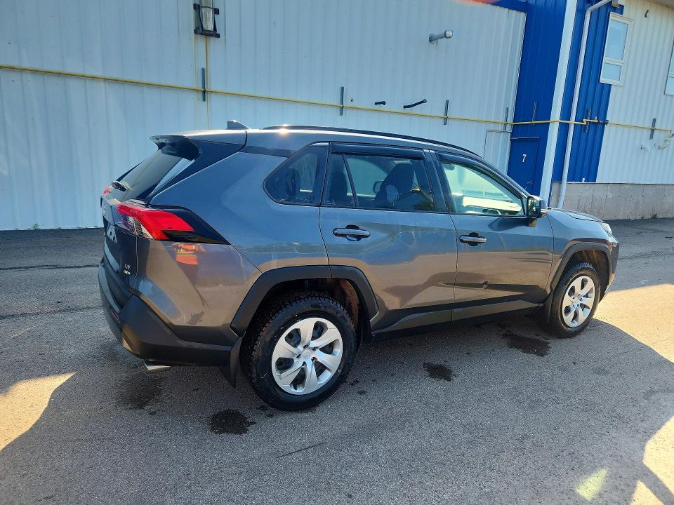 Продажа на аукционе авто 2020 Toyota Rav4, vin: 2T3B1RFV2LC063096, номер лота: 85615375