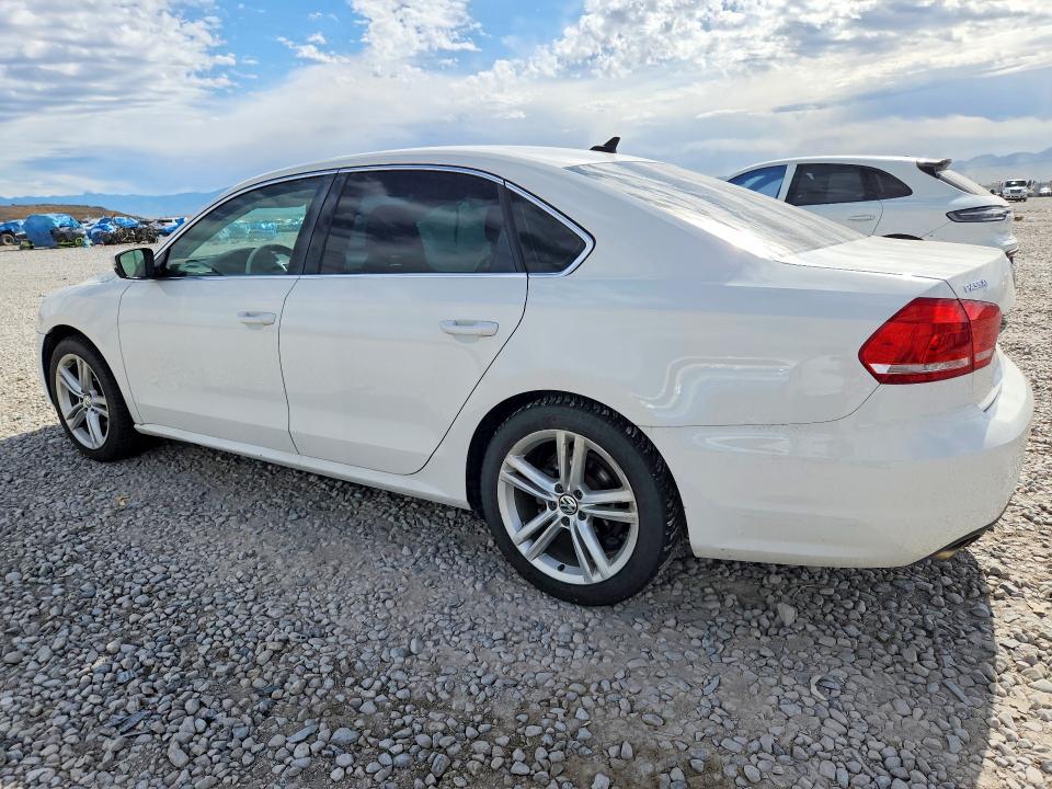 2014 Volkswagen Passat მანქანა იყიდება აუქციონზე, vin: 1VWBN7A36EC052800, აუქციონის ნომერი: 85983555