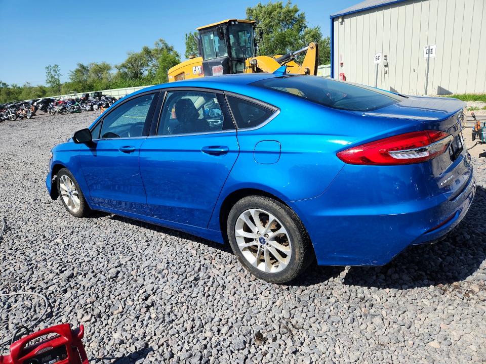 2020 Ford Fusion მანქანა იყიდება აუქციონზე, vin: 3FA6P0LU9LR162661, აუქციონის ნომერი: 55711896
