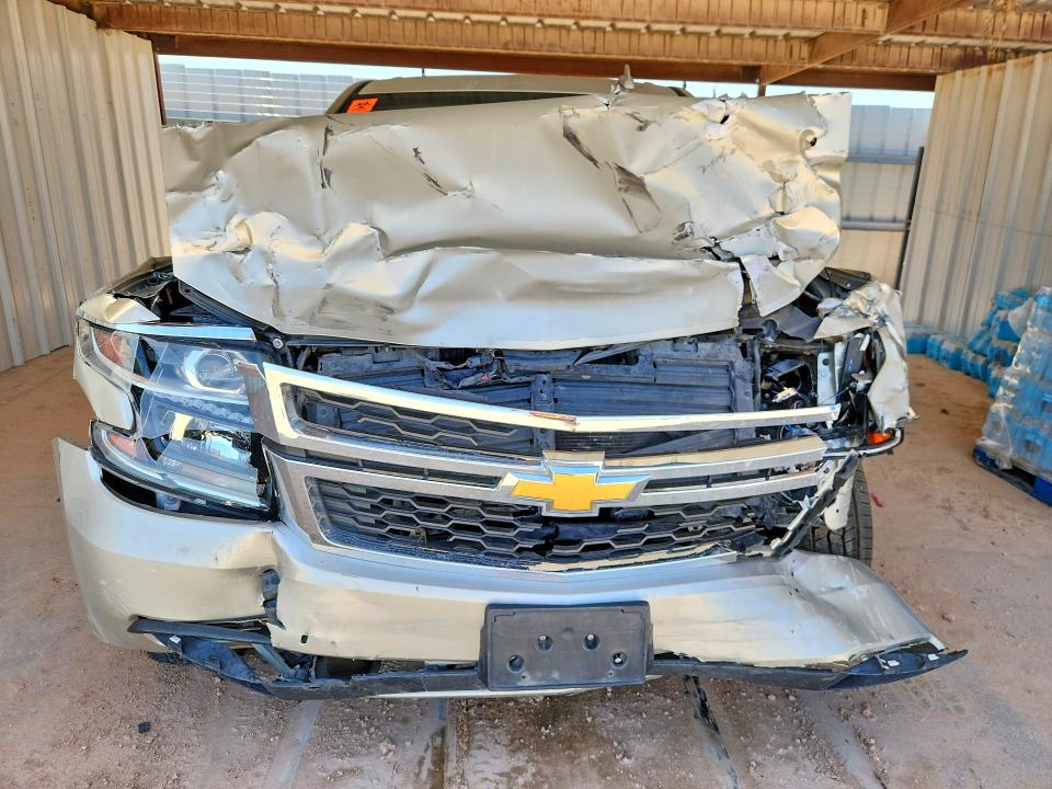 55822476 :رقم المزاد ، 1GNSKBKC0HR117968 vin ، 2017 Chevrolet Tahoe مزاد بيع
