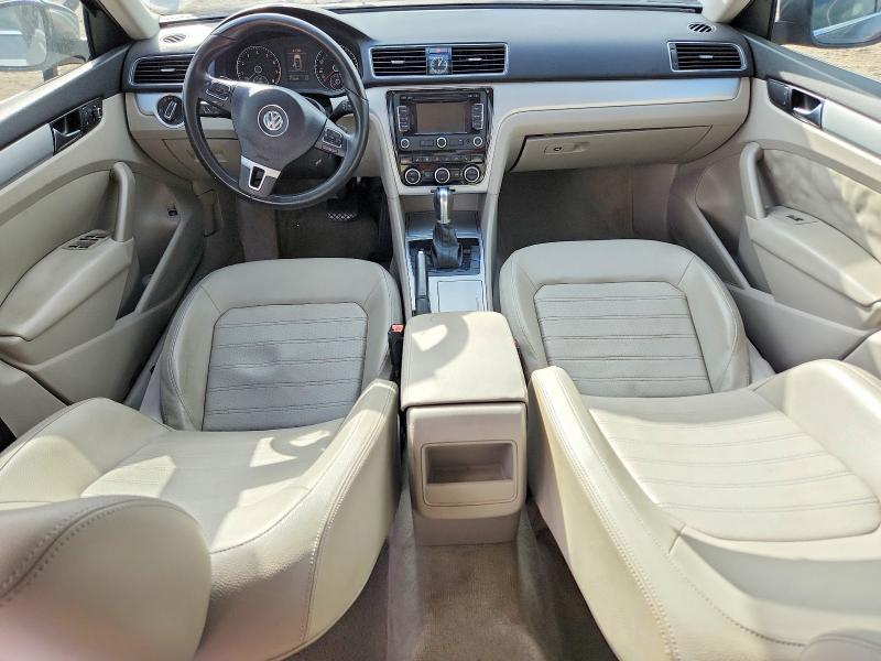 56723186 :رقم المزاد ، 1VWBM7A32CC047223 vin ، 2012 Volkswagen Passat مزاد بيع