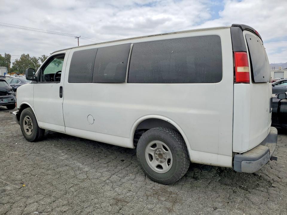 2008 Chevrolet Express G1500 მანქანა იყიდება აუქციონზე, vin: 1GBFG154381185730, აუქციონის ნომერი: 58475696