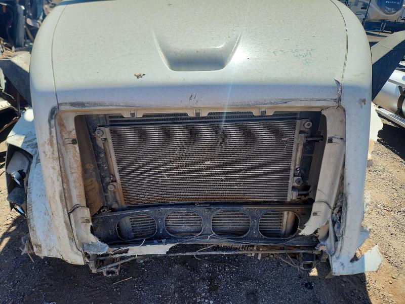 54548816 :رقم المزاد ، 4V4NC9EH0FN184534 vin ، 2015 Volvo Vn مزاد بيع