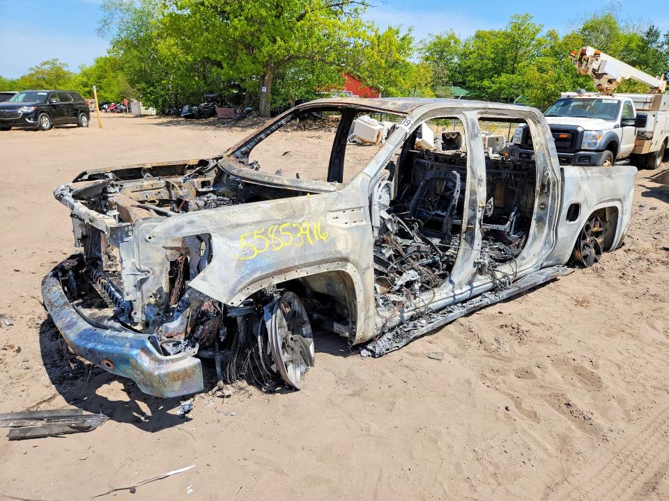 55853916 :رقم المزاد ، 3GTUUDET2NG579818 vin ، 2022 Gmc Sierra مزاد بيع