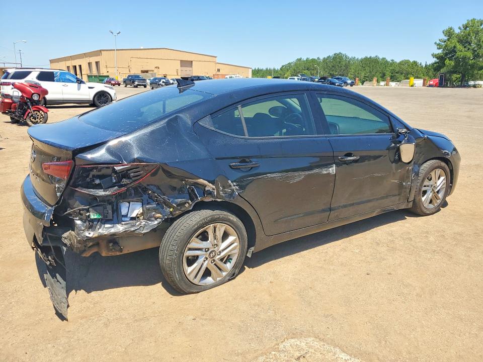 56272916 :رقم المزاد ، 5NPD84LF8KH455069 vin ، 2019 Hyundai Elantra مزاد بيع