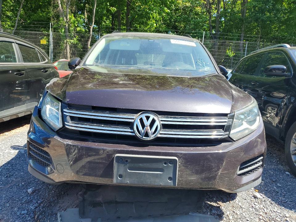 Auction sale of the 2016 Volkswagen Tiguan, vin: WVGBV7AX5GW608761, lot number: 54811036