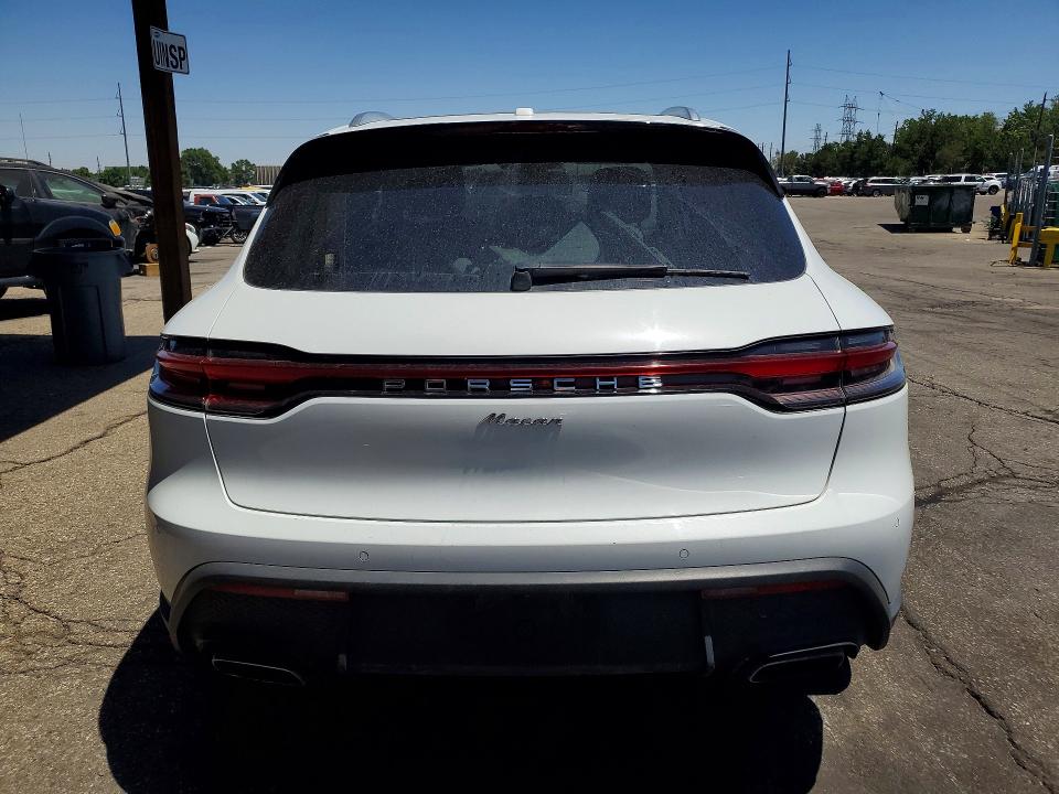 57239646 :رقم المزاد ، WP1AA2A51NLB07666 vin ، 2022 Porsche Macan مزاد بيع