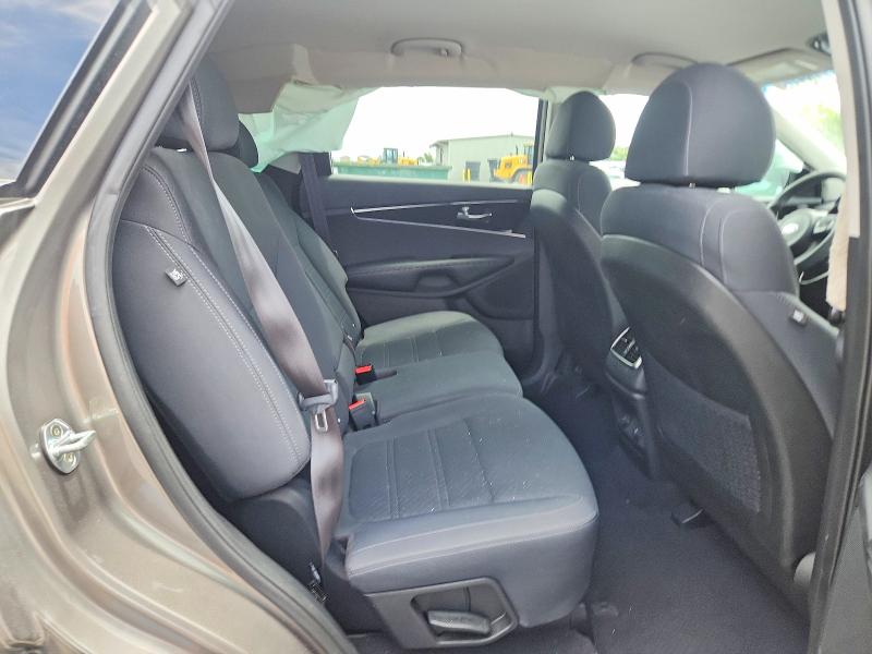 Продажа на аукционе авто 2018 Kia Sorento, vin: 5XYPG4A53JG404644, номер лота: 56148716