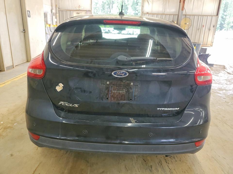 Продаж на аукціоні авто 2017 Ford Focus, vin: 1FADP3N2XHL233800, номер лоту: 58333926