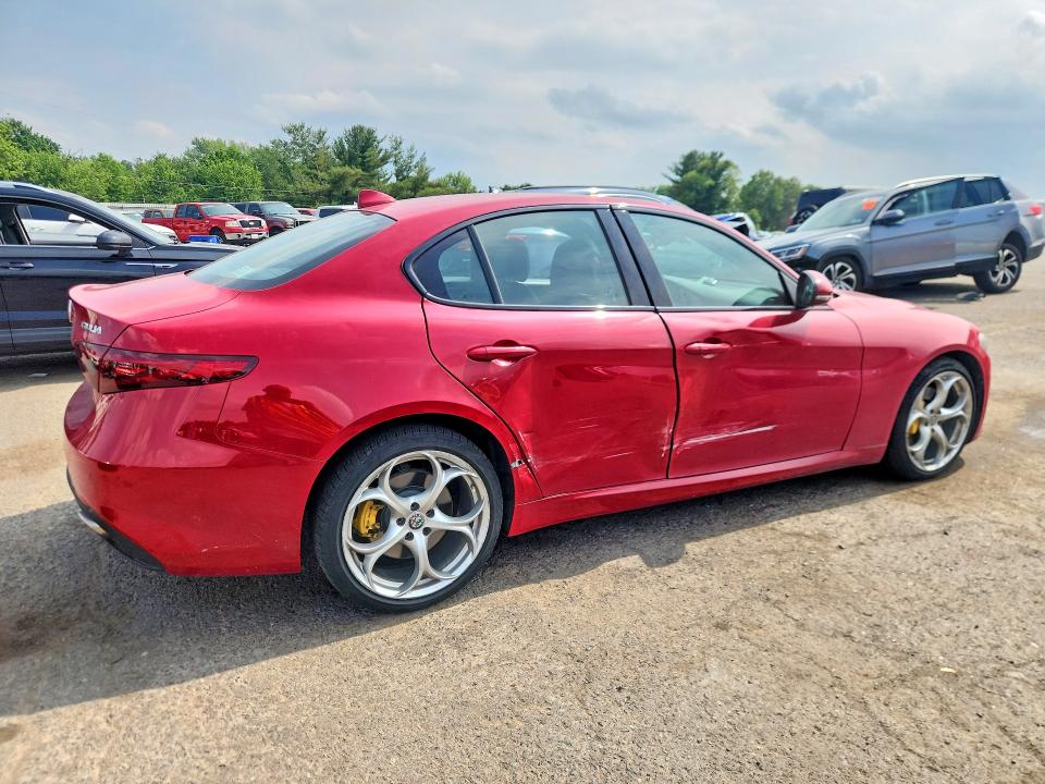 56315666 :رقم المزاد ، ZARFANBN9K7601243 vin ، 2019 Alfa Romeo Giulia مزاد بيع