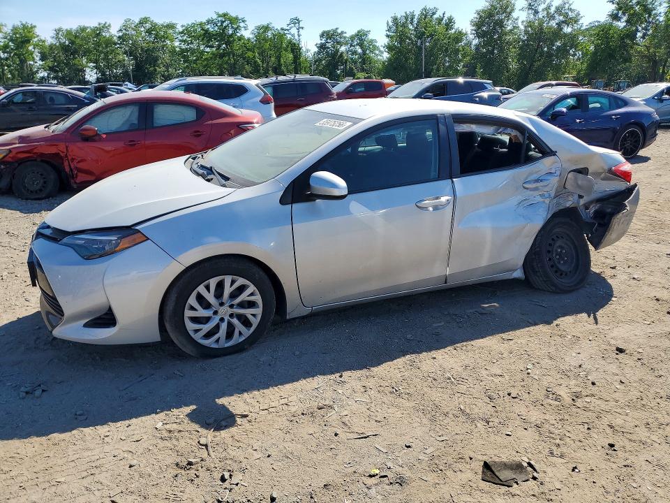 55975256 :رقم المزاد ، 2T1BURHE1HC850142 vin ، 2017 Toyota Corolla مزاد بيع