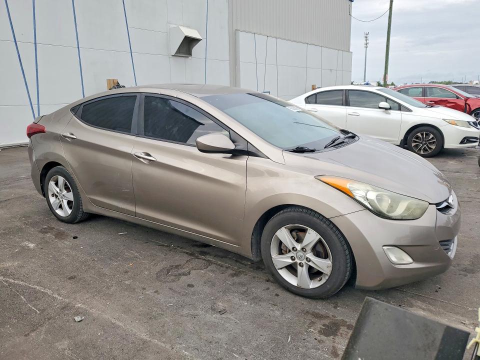 55938886 :رقم المزاد ، 5NPDH4AE2DH266303 vin ، 2013 Hyundai Elantra مزاد بيع