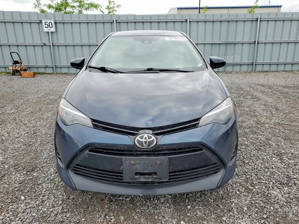 57194396 :رقم المزاد ، 2T1BURHE1JC096875 vin ، 2018 Toyota Corolla مزاد بيع