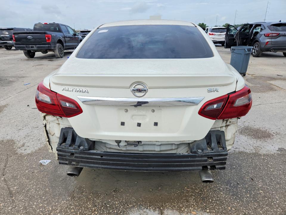 2017 Nissan Altima მანქანა იყიდება აუქციონზე, vin: 1N4AL3AP8HC160765, აუქციონის ნომერი: 57428956