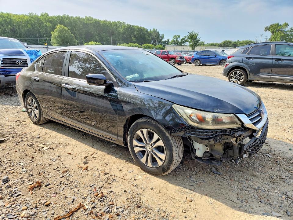 59018736 :رقم المزاد ، 1HGCR2F37FA212902 vin ، 2015 Honda Accord مزاد بيع
