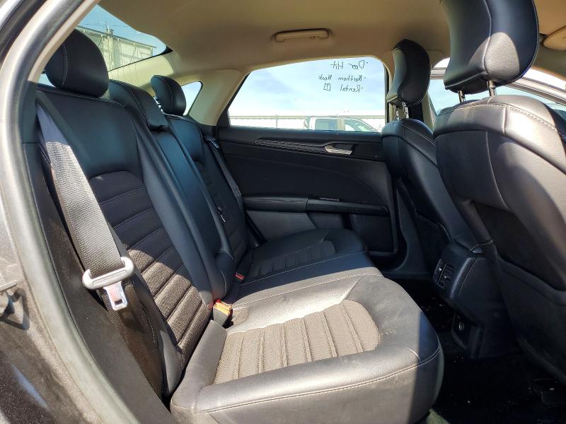 56336996 :رقم المزاد ، 3FA6P0HD3JR175024 vin ، 2018 Ford Fusion مزاد بيع