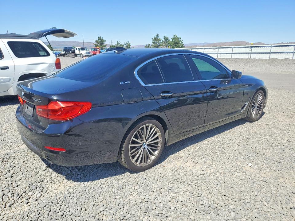 Продаж на аукціоні авто 2018 Bmw 530xe, vin: WBAJB1C52JG624111, номер лоту: 57401426