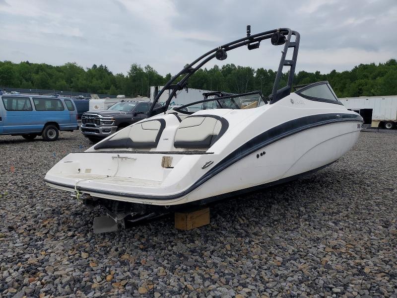 56449806 :رقم المزاد ، YAMC0333J617 vin ، 2017 Yama Boat مزاد بيع