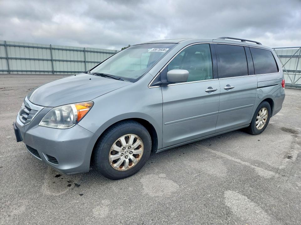 55675936 :رقم المزاد ، 5FNRL3H60AB087331 vin ، 2010 Honda Odyssey مزاد بيع