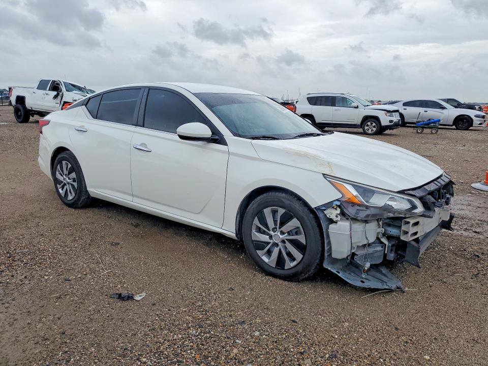 2019 Nissan Altima მანქანა იყიდება აუქციონზე, vin: 1N4BL4BV4KC150846, აუქციონის ნომერი: 56639616