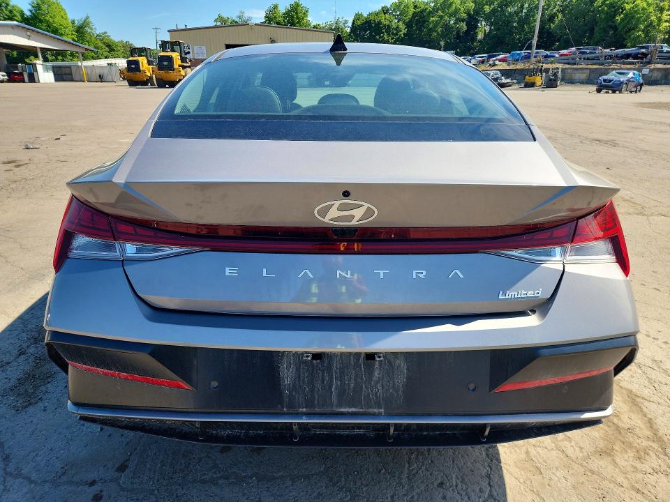 Продажа на аукционе авто 2024 Hyundai Elantra, vin: KMHLP4DG9RU762073, номер лота: 55766846