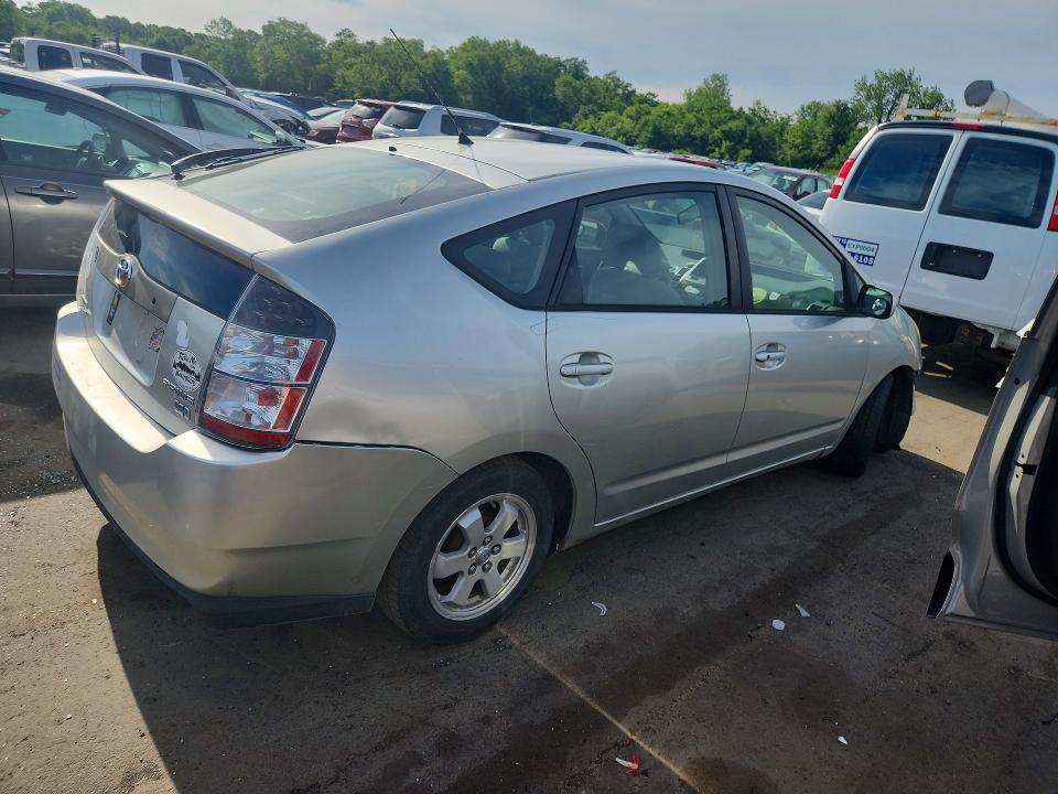 2005 Toyota Prius მანქანა იყიდება აუქციონზე, vin: JTDKB20U853125559, აუქციონის ნომერი: 56717166