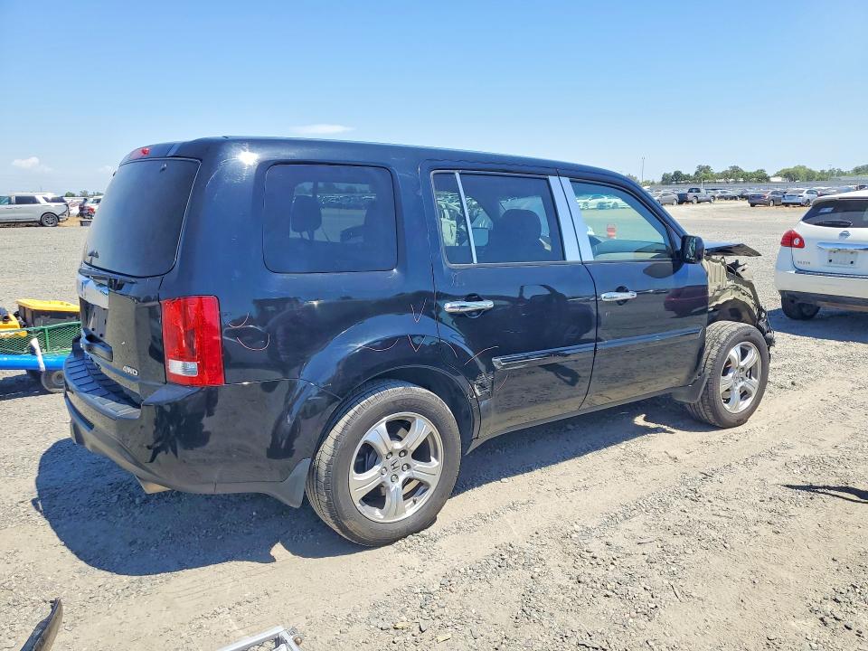 57578016 :رقم المزاد ، 5FNYF4H48DB037465 vin ، 2013 Honda Pilot مزاد بيع