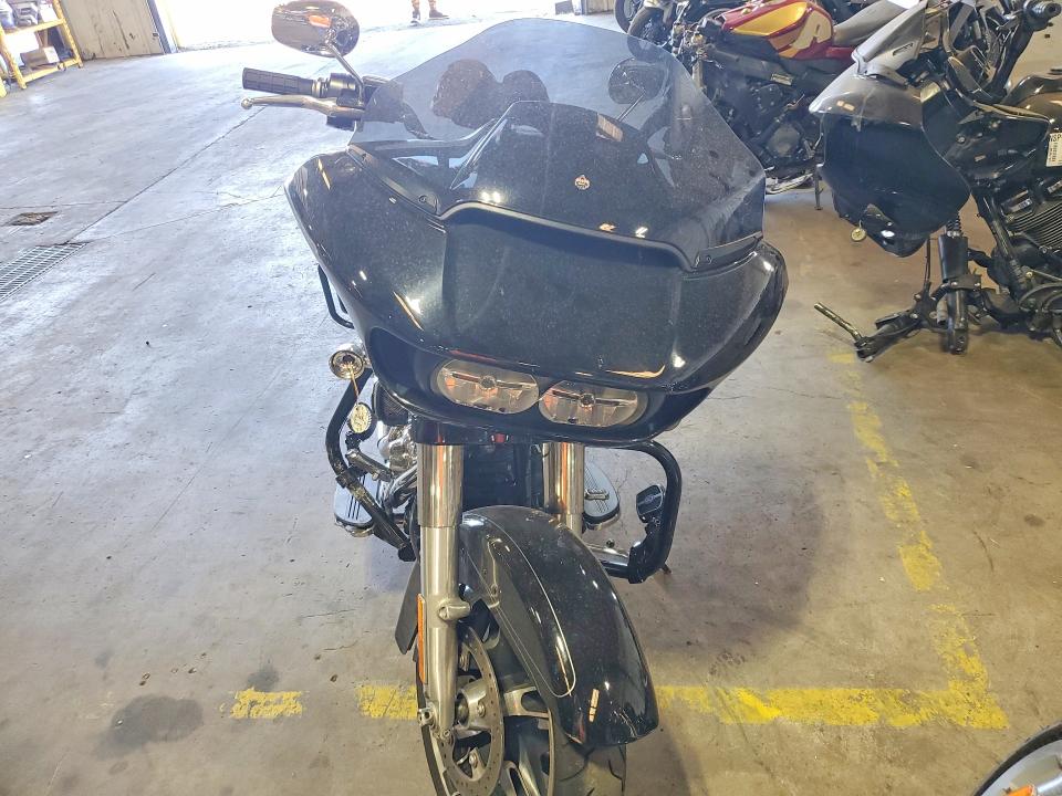 56995196 :رقم المزاد ، 1HD1KTM10FB694543 vin ، 2015 Harley-davidson Fltrxs مزاد بيع