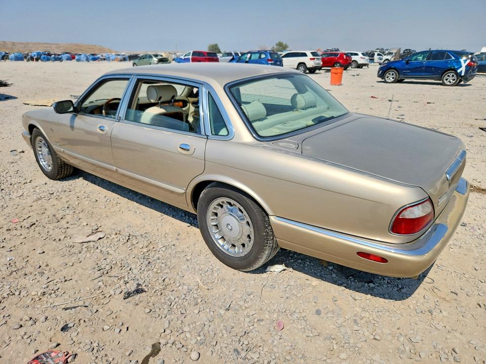 Продажа на аукционе авто 2000 Jaguar Vandenplas, vin: SAJDA24C6YLF03755, номер лота: 58515216