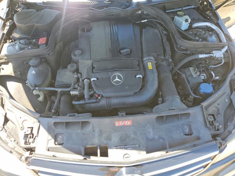 2014 Mercedes-benz C მანქანა იყიდება აუქციონზე, vin: WDDGF4HB0EA964213, აუქციონის ნომერი: 55690996