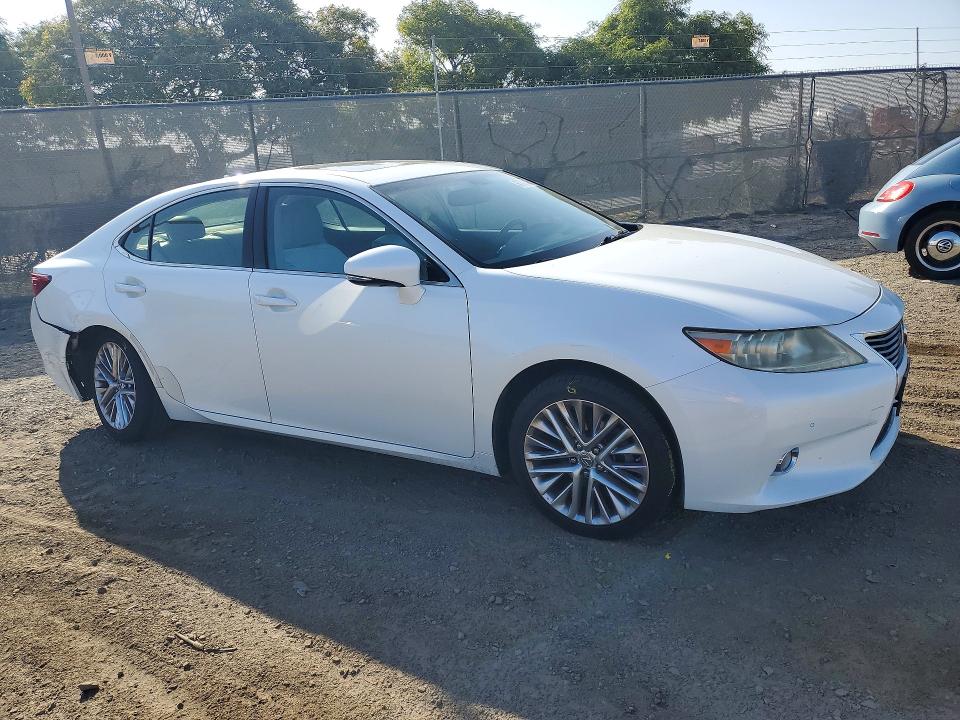 2013 Lexus Es მანქანა იყიდება აუქციონზე, vin: JTHBK1GG2D2037183, აუქციონის ნომერი: 57001846