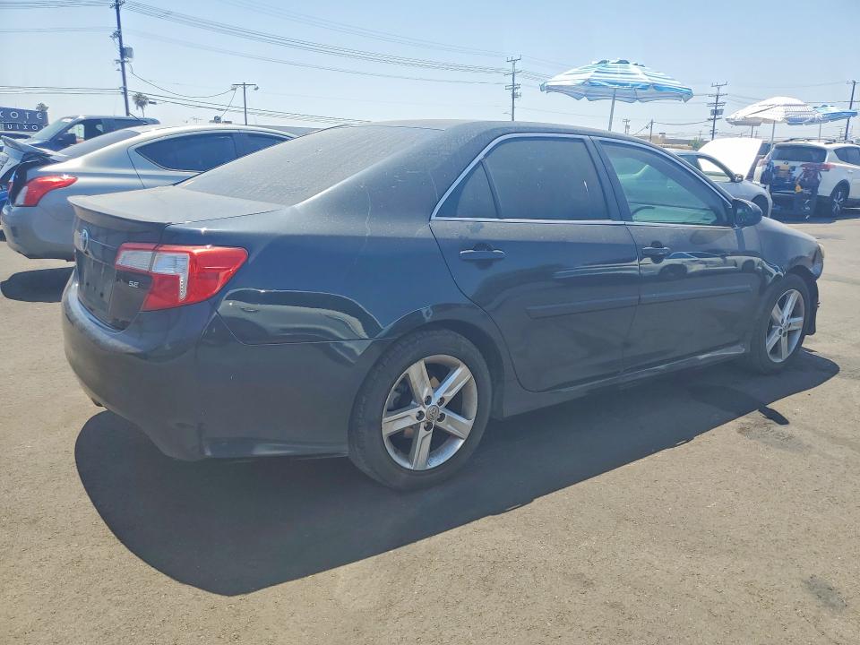 58801966 :رقم المزاد ، 4T1BF1FK9EU767959 vin ، 2014 Toyota Camry مزاد بيع