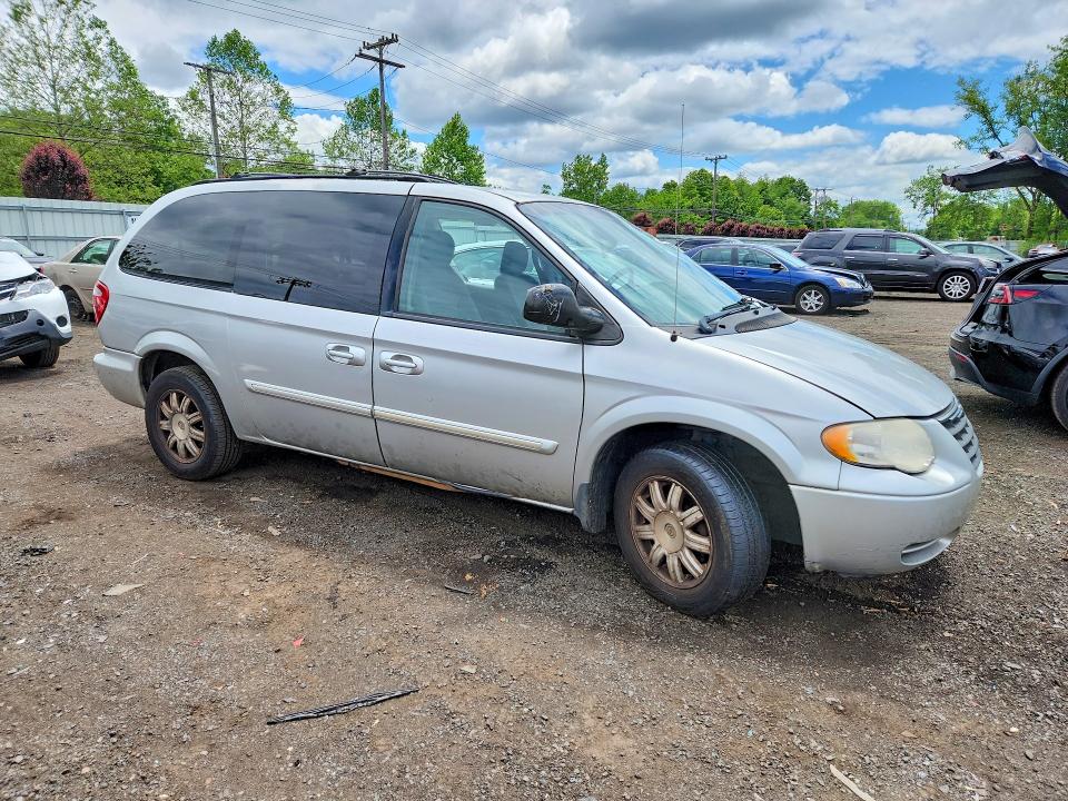 Продажа на аукционе авто 2006 Chrysler Town & Country, vin: 2A4GP54L76R858201, номер лота: 55408466