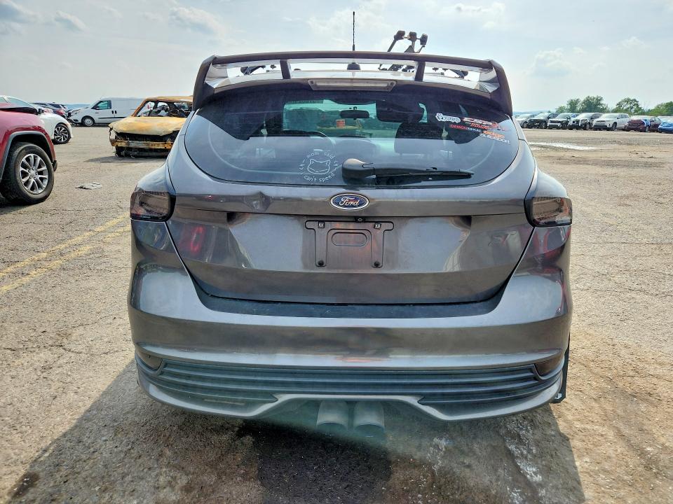 57082966 :رقم المزاد ، 1FADP3L97GL206942 vin ، 2016 Ford Focus مزاد بيع