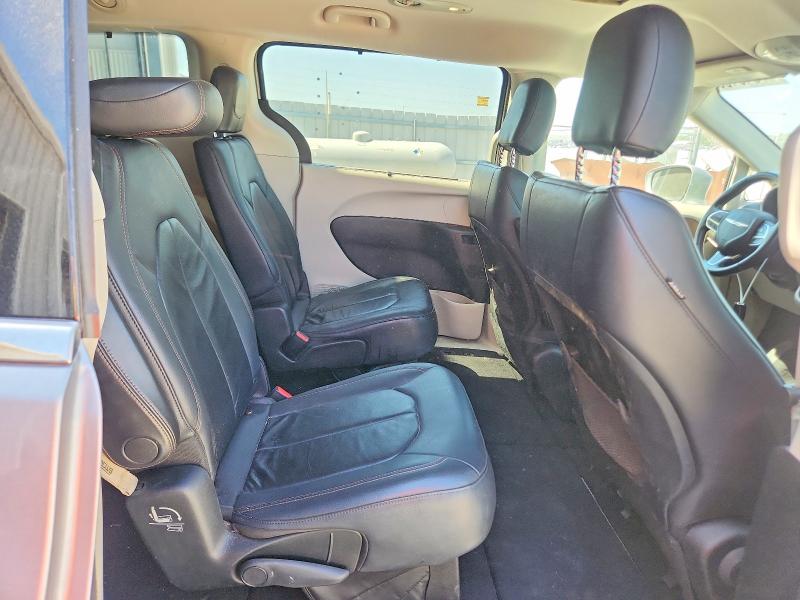 Продаж на аукціоні авто 2017 Chrysler Pacifica, vin: 2C4RC1BG9HR815992, номер лоту: 57349136