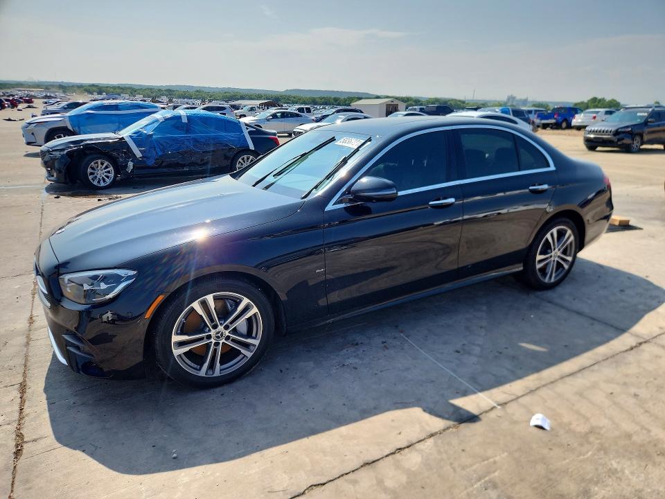 58367216 :رقم المزاد ، W1KZF8EB2PB182559 vin ، 2023 Mercedes-benz E مزاد بيع