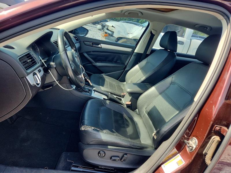 56083156 :رقم المزاد ، 1VWBP7A34CC007121 vin ، 2012 Volkswagen Passat مزاد بيع