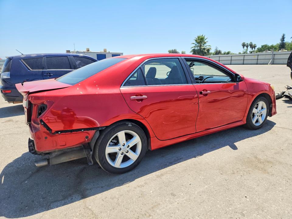 55947126 :رقم المزاد ، 4T1BF1FK5CU622253 vin ، 2012 Toyota Camry مزاد بيع