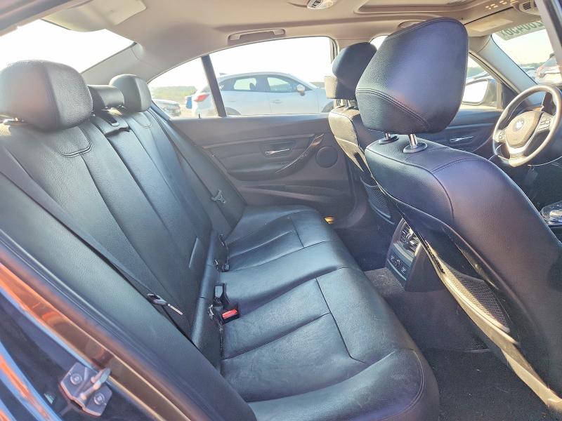 2015 Bmw 328 მანქანა იყიდება აუქციონზე, vin: WBA3B3C54FF545587, აუქციონის ნომერი: 58286456