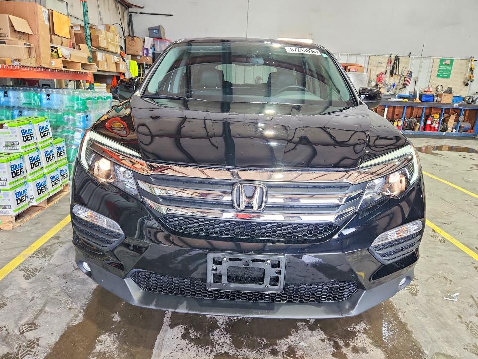 Продажа на аукционе авто 2018 Honda Pilot, vin: 5FNYF6H58JB023954, номер лота: 57243596